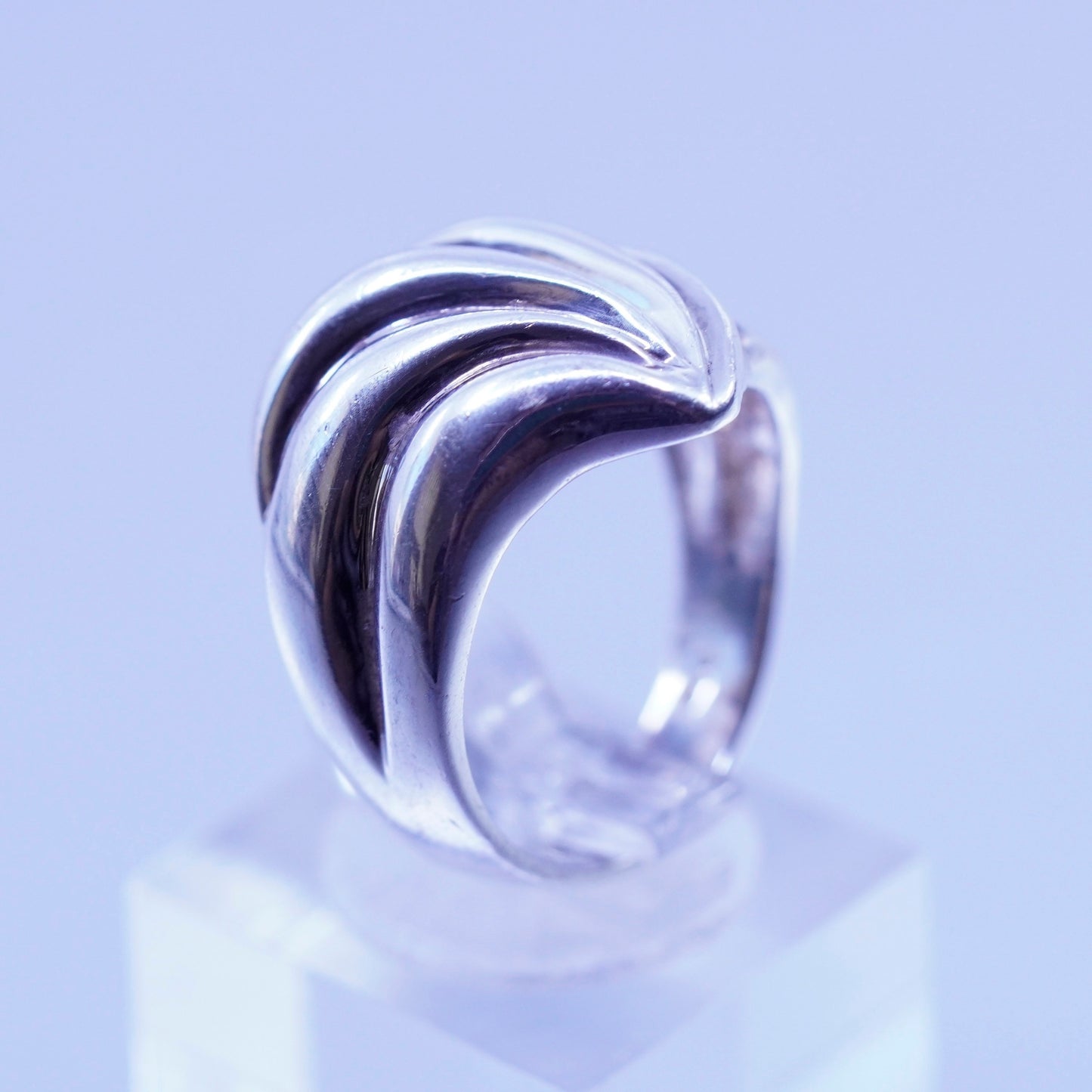 Size 7.25, vintage Sterling 925 silver handmade ring, modern ribbed band