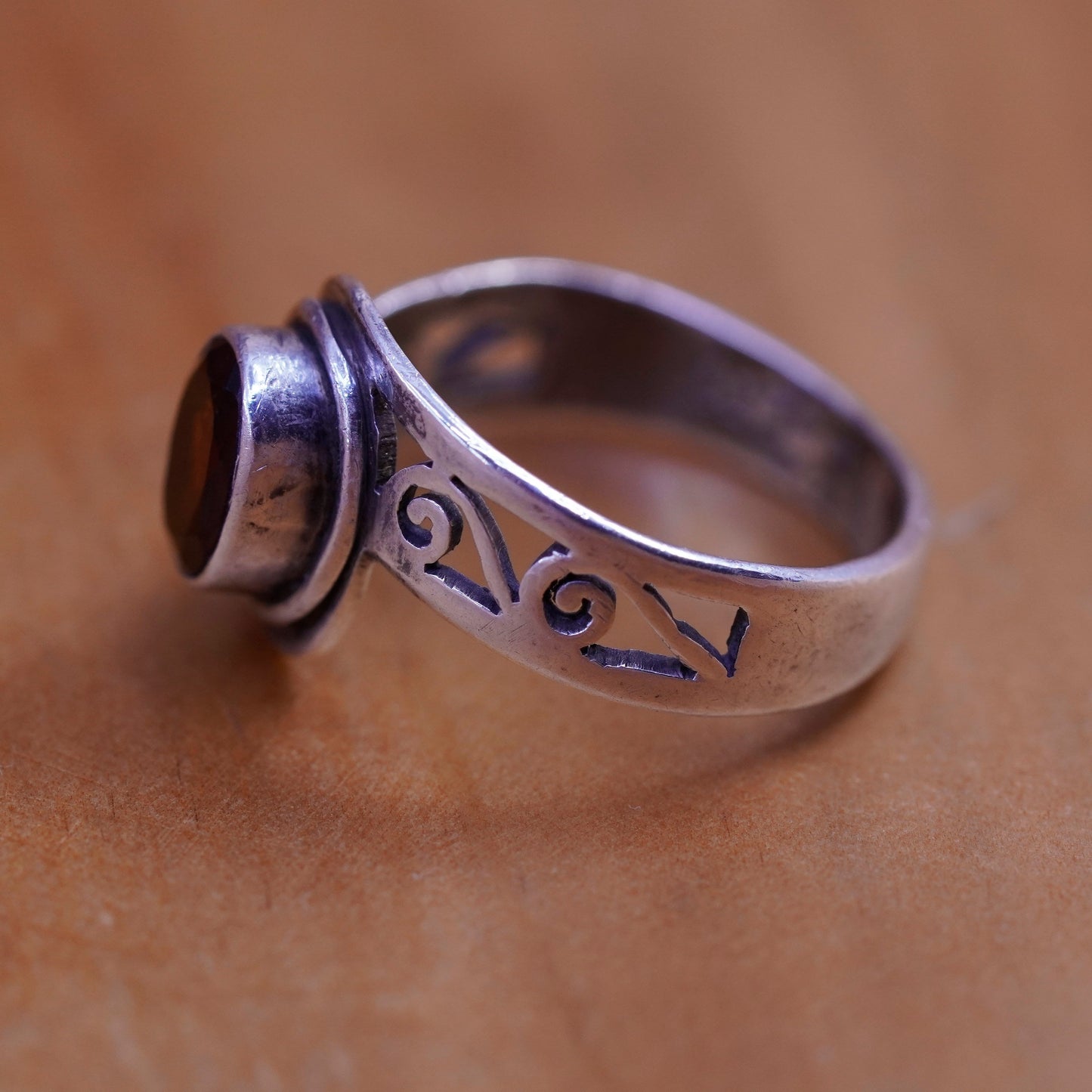 Size 5.5, size adjustable. vintage Sterling 925 silver ring with oval ruby