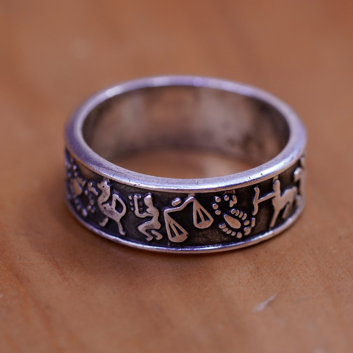 Size 9, southwestern Sterling silver handmade ring, 925 all 12 sign star band