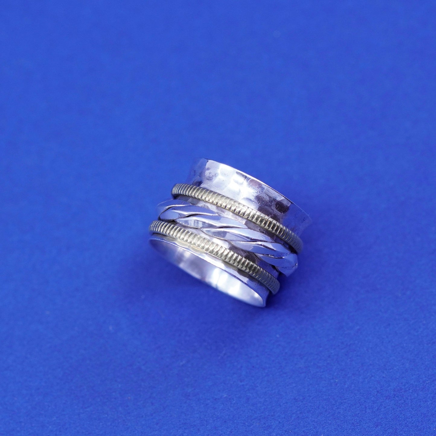 Size 6.5, vtg two tone sterling silver band with copper cable, 925 spinner ring