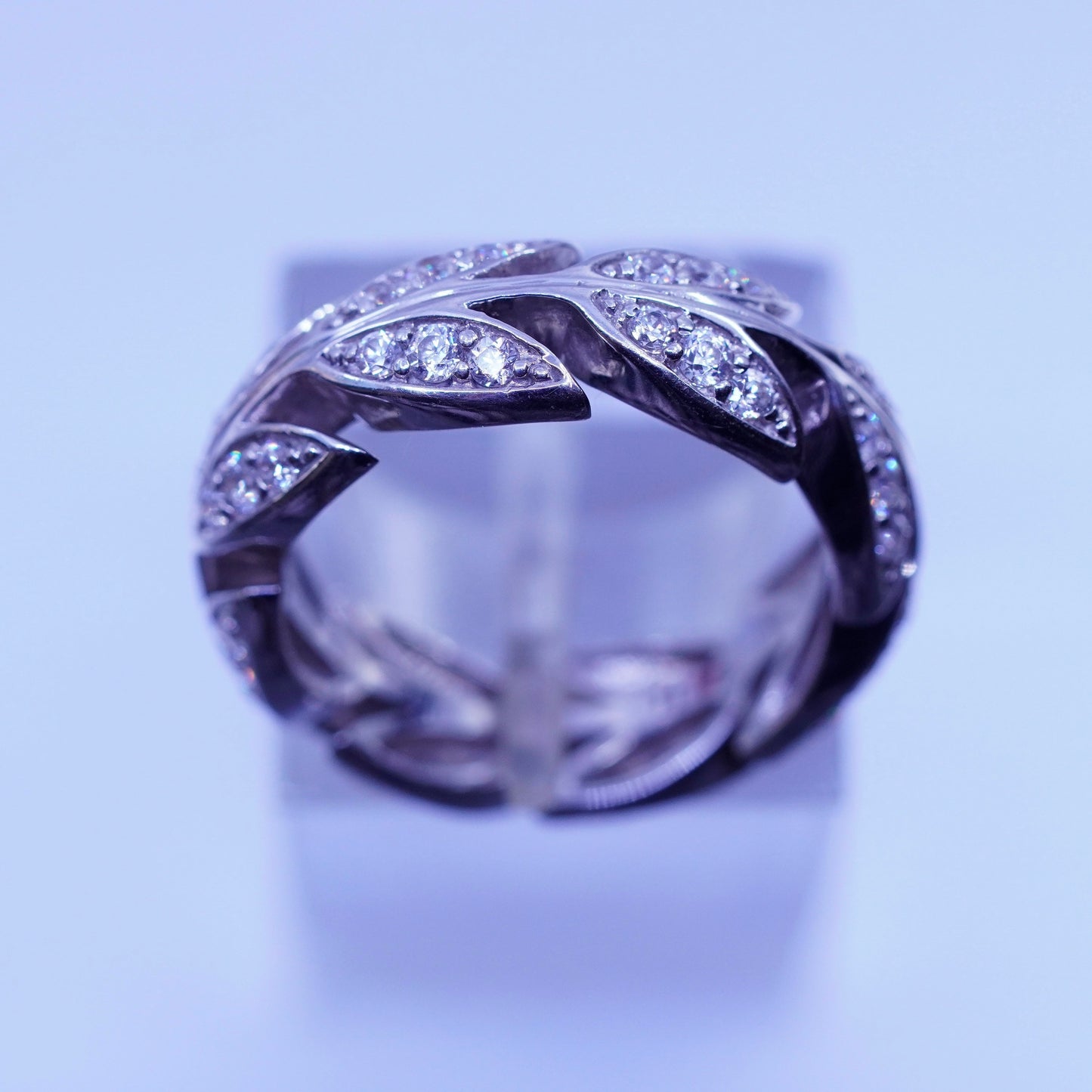 Size 6, vintage Sterling 925 silver handmade leafy band ring with cluster Cz