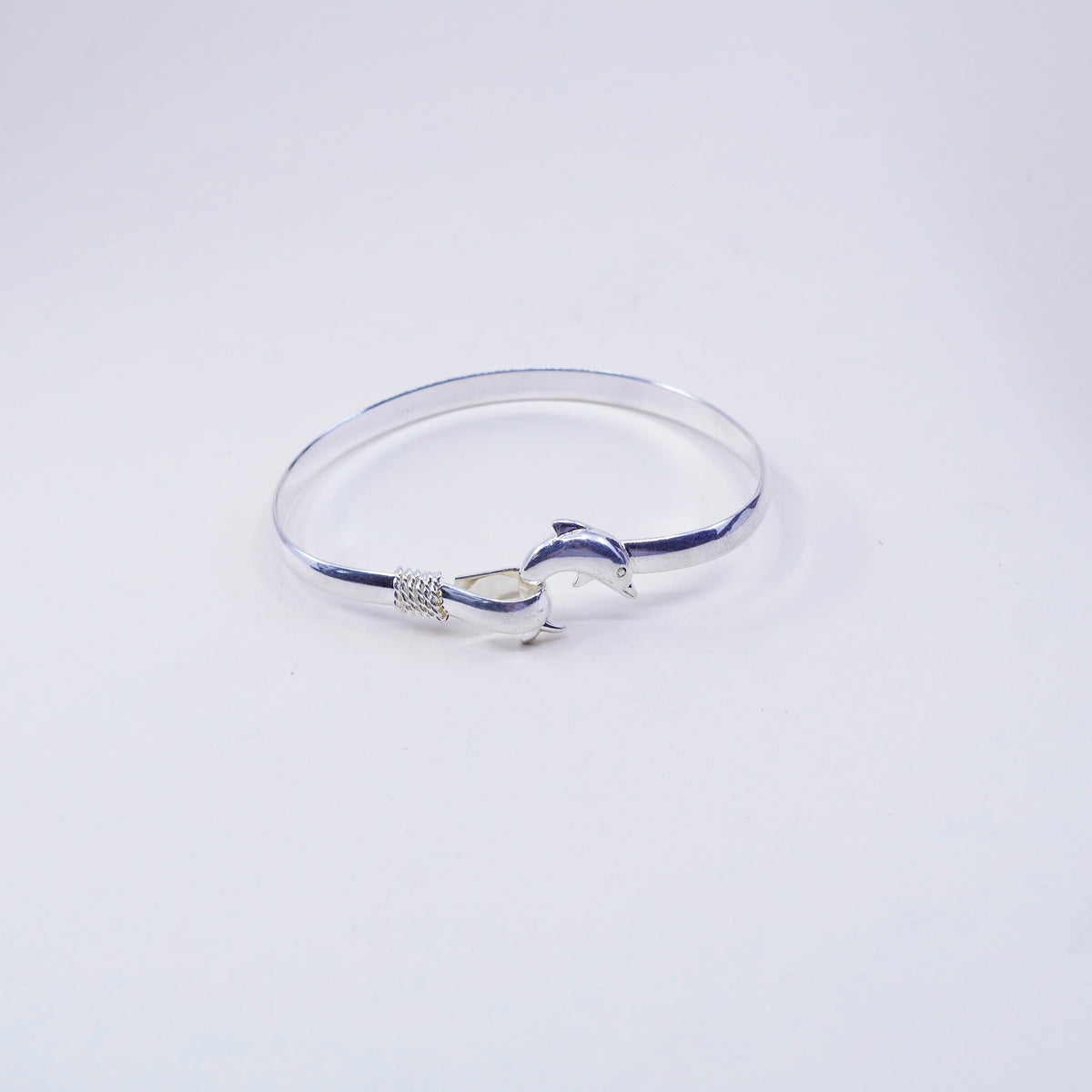 6.5”, Vintage sterling 925 silver handmade bracelet latch bangle dolphin