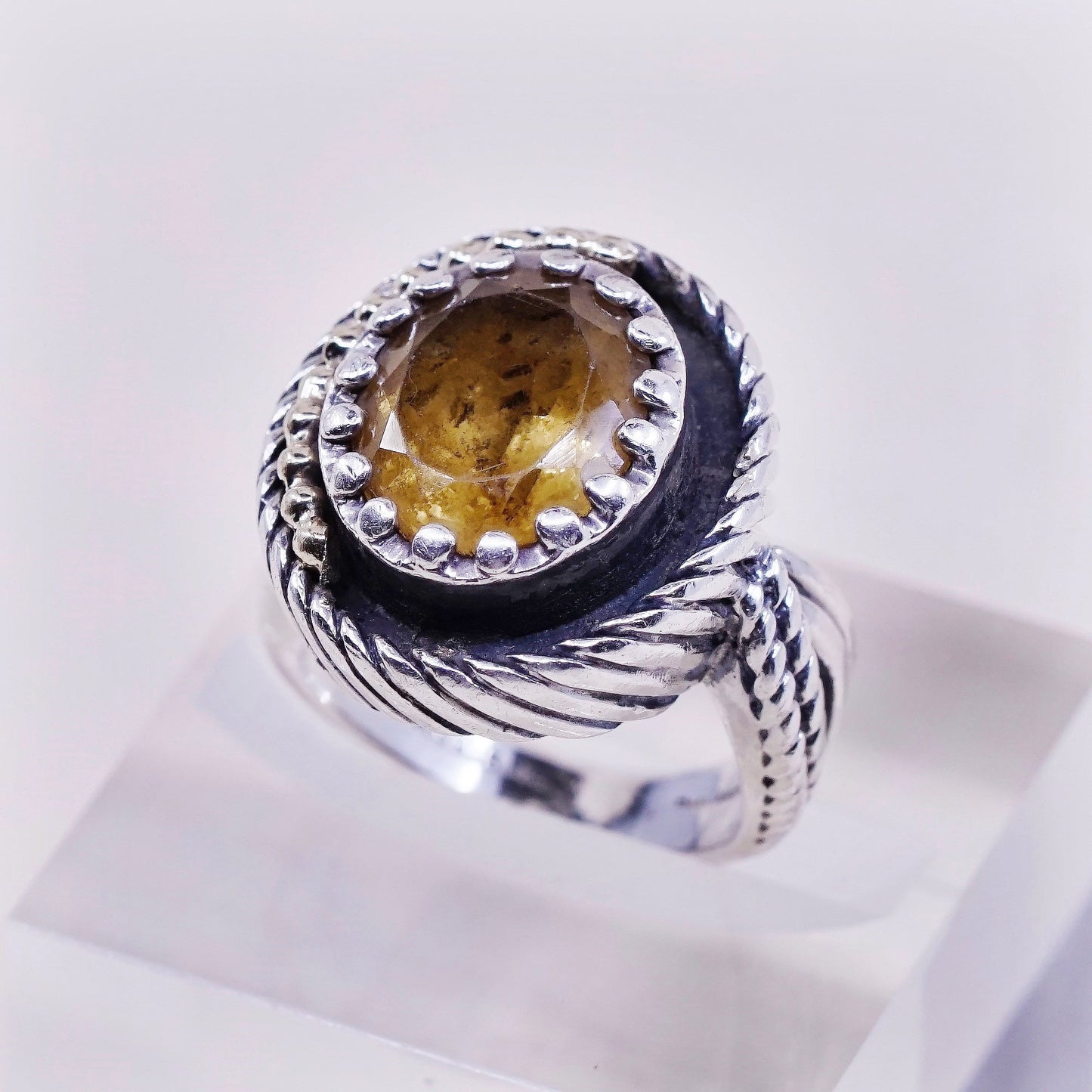 Size 6, vtg PRG two Tone 14K gold trim w/ sterling 925 silver ring with citrine