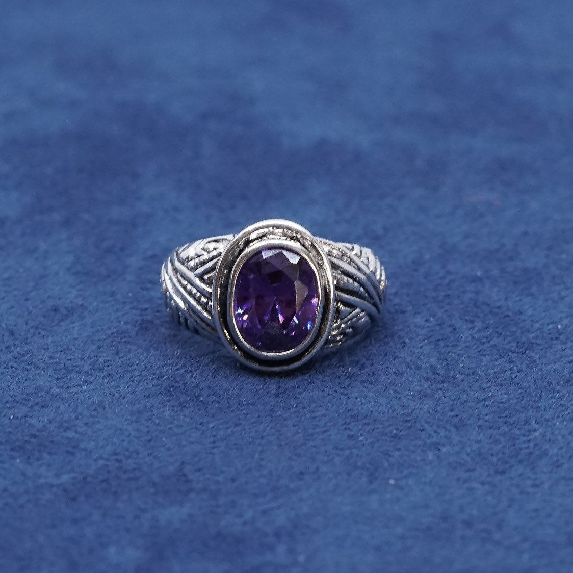 sz 8.25, vtg Sterling silver handmade ring, 925 w/ amethyst ring