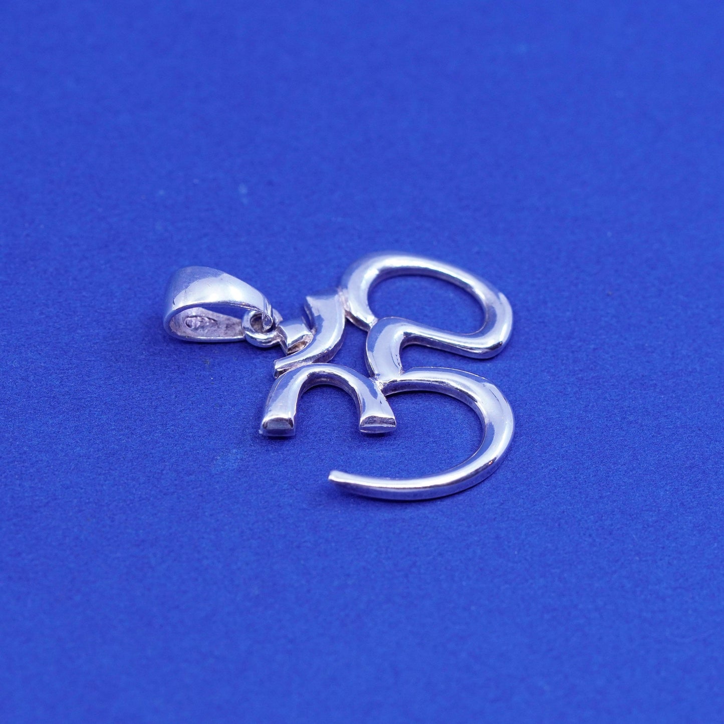 Vintage om aum symbol Native American sterling 925 silver handmade pendant