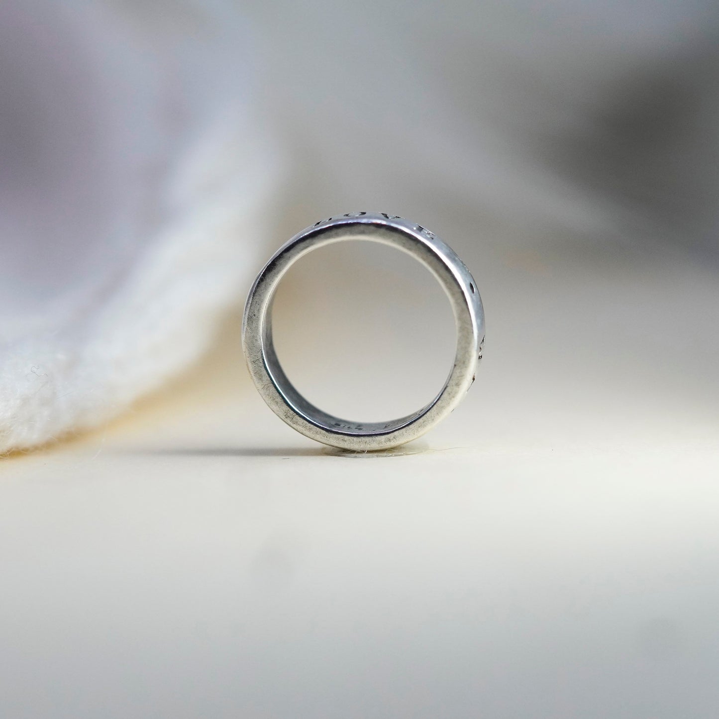Size 5.75, VTG sterling silver ring, 925 quote band engraved “true love waits”