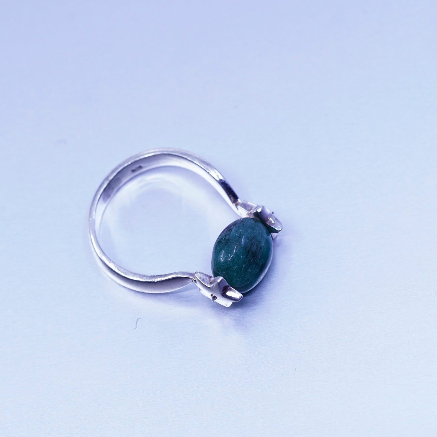 Size 8, vintage star Sterling 925 silver handmade spinner ring with turquoise