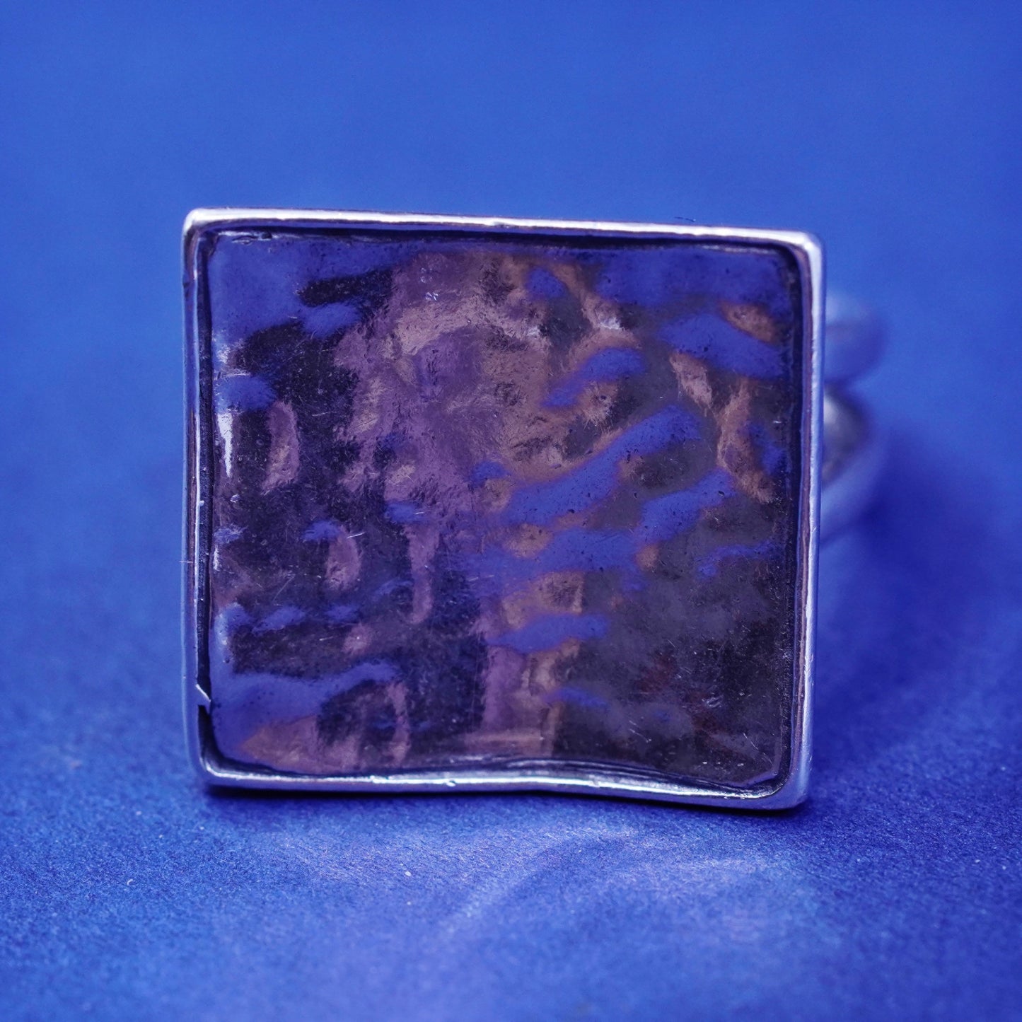 Size 9, vintage silpada Sterling silver handmade ring, hammered 925 square Ring