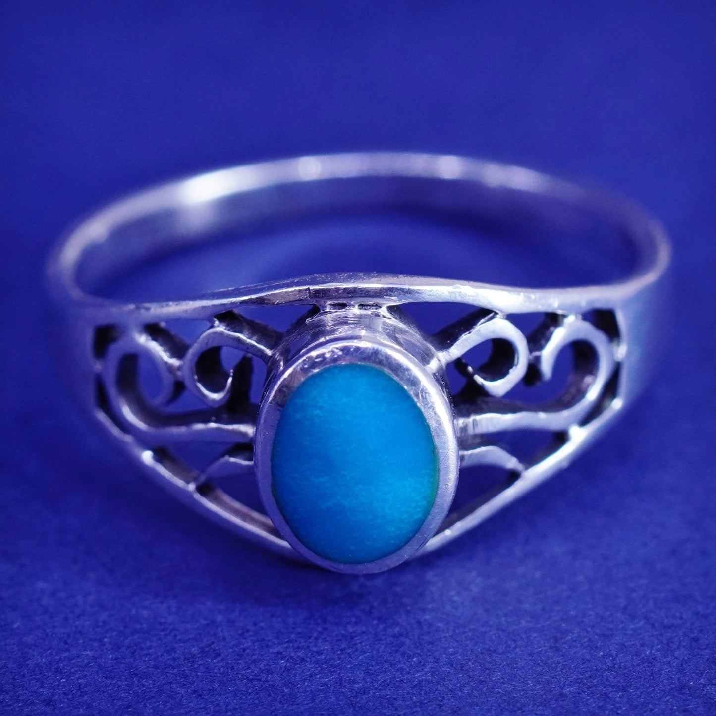 Size 7.25, Sterling silver handmade ring, Native American, 925 band turquoise