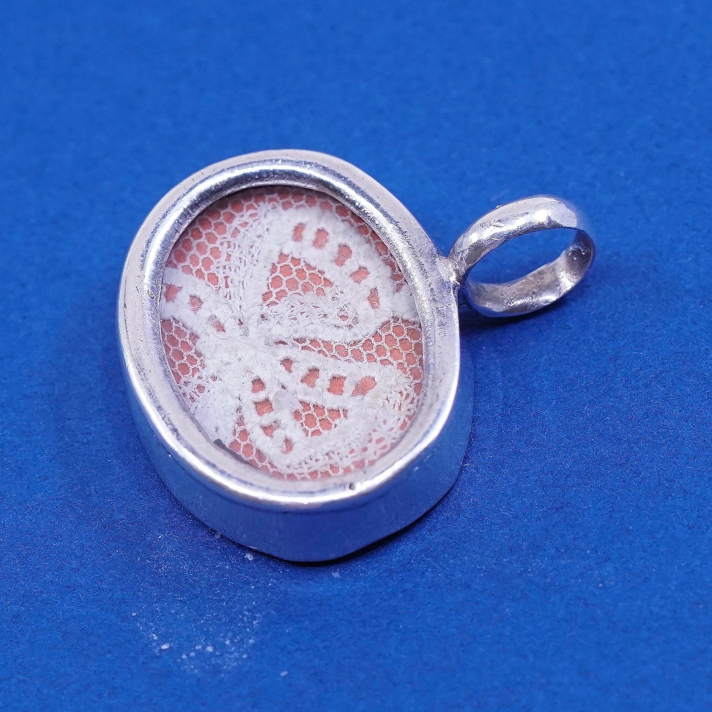 Vintage sterling silver handmade pendant, 925 with lace inlay, silver tested
