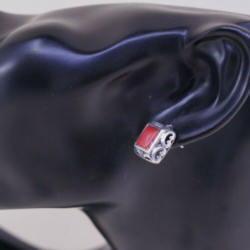 Vtg Handmade 925 Sterling Silver Red Onyx Studs Earrings W/ Filigree Detuals