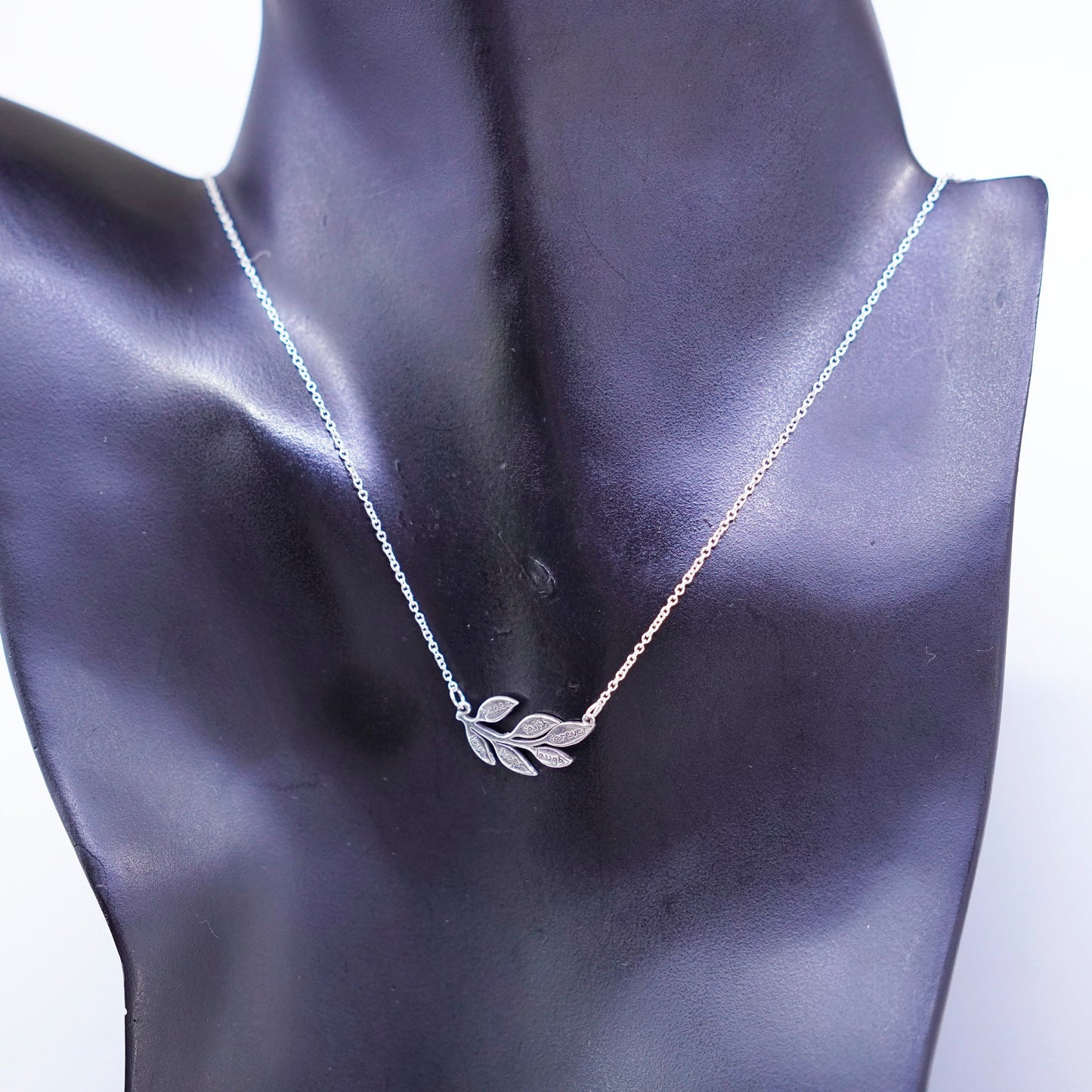 17+2”, Sterling 925 silver handmade circle chain necklace with leaf pendant