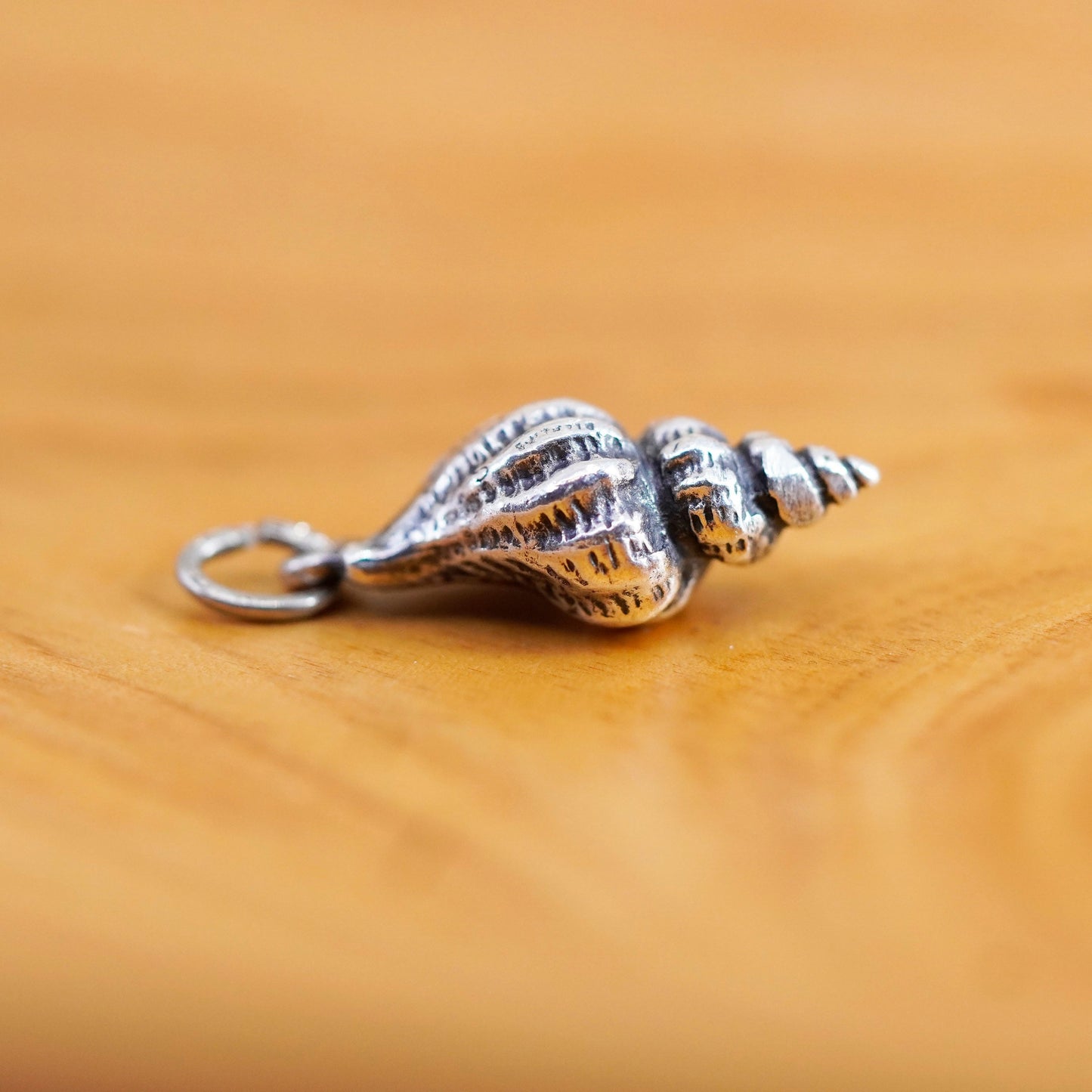 Vintage Sterling silver handmade pendant, 925 shell charm