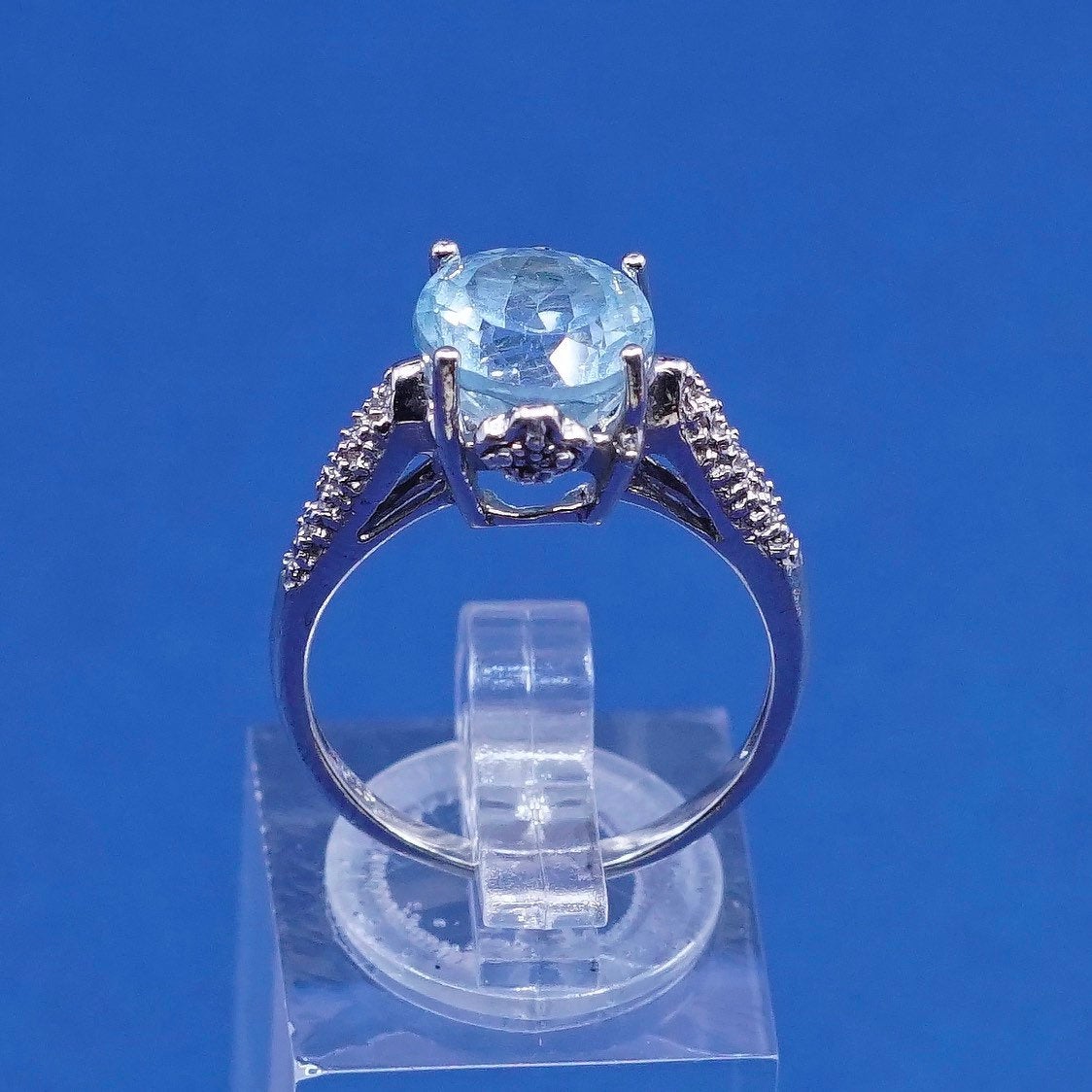 Size 7.5, vtg sterling silver handmade ring, 925 w/ oval topaz