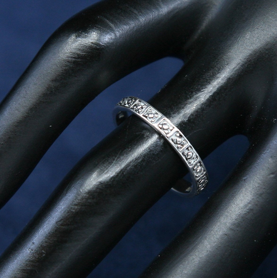 sz 8.25, vtg Sterling silver handmade ring, 925 band w/ marcasite