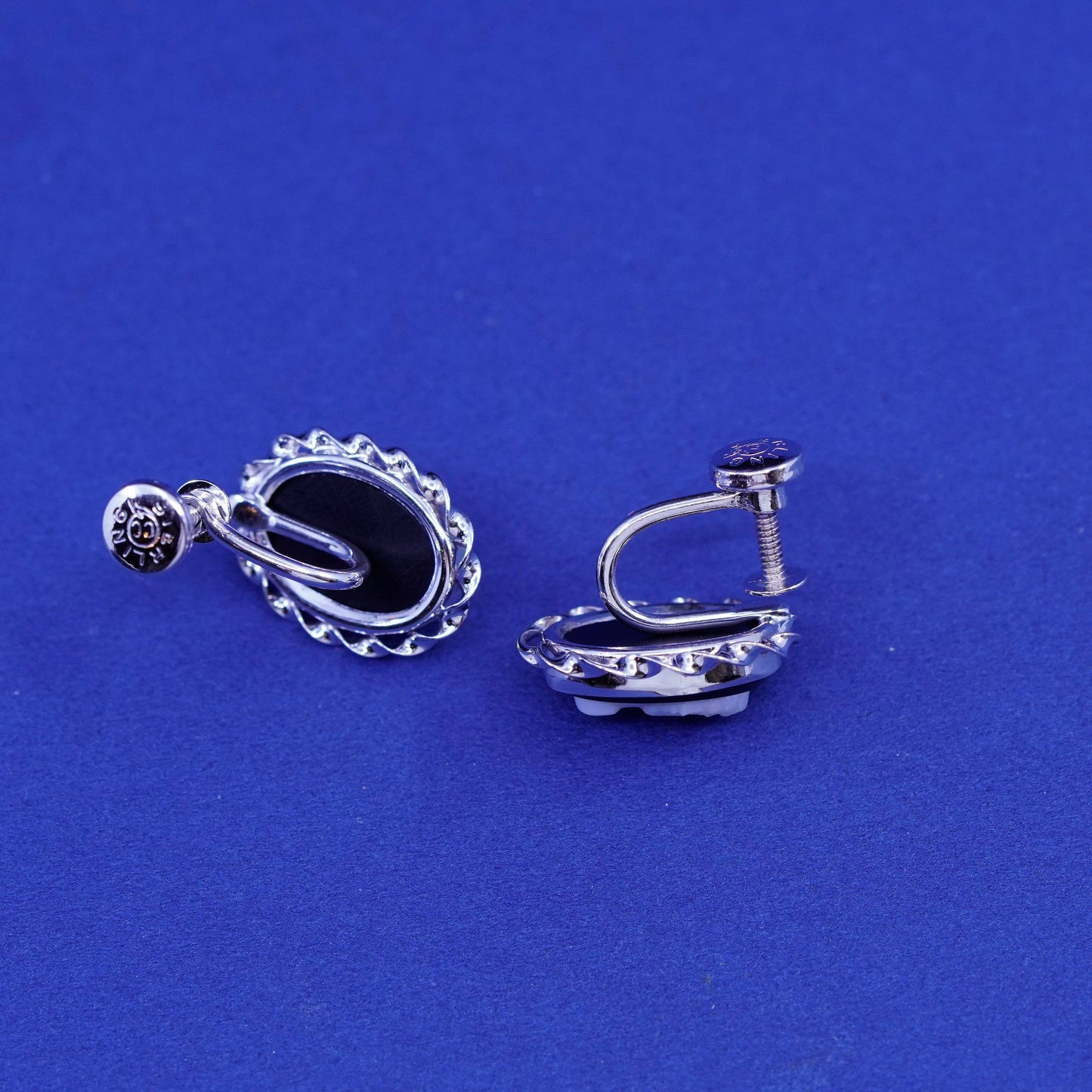 Vintage Sterling 925 silver screw back earrings with cameo