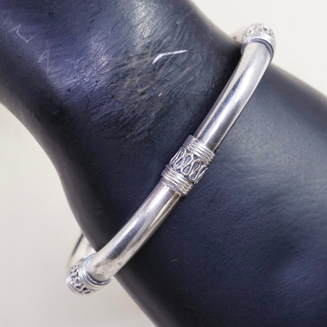 VTG sterling silver handmade bracelet, Mexico 925 cuff w/ rope
