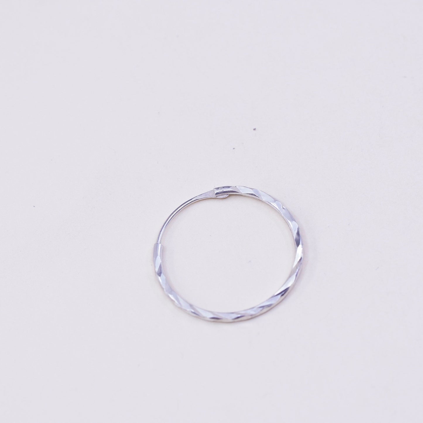 0.75”, Vintage sterling 925 silver loop earrings, fashion minimalist primitive hoops, silver tested