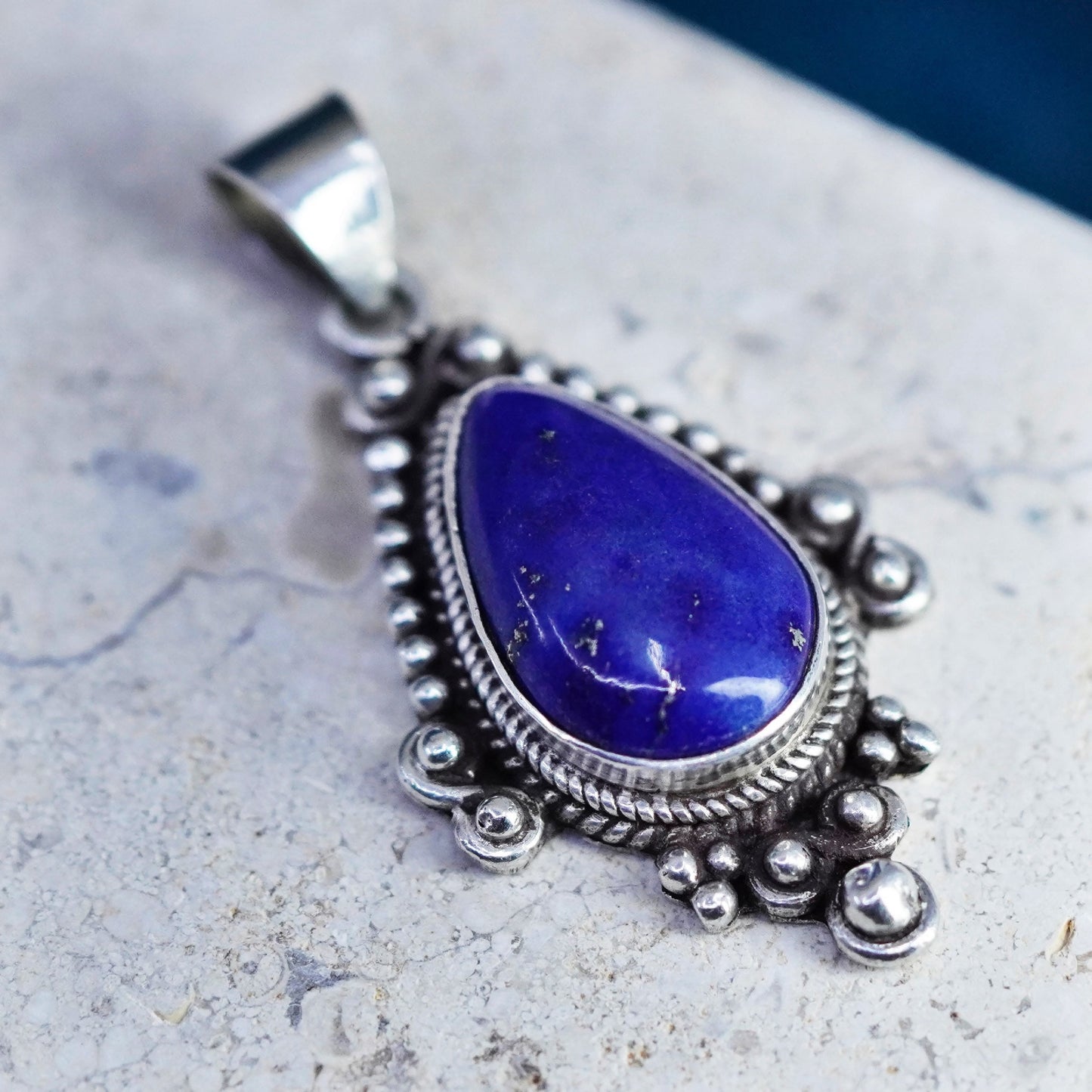 Vintage Sterling silver handmade pendant, 925 bali teardrop with lapis lazuli