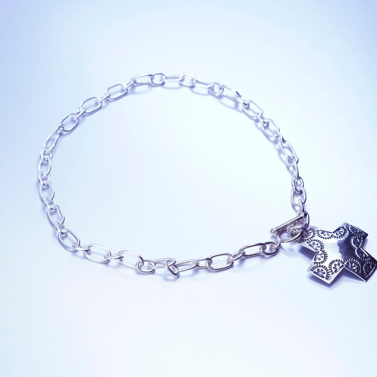 16”, silpada N0557 Sterling silver necklace, 925 circle chain cross pendant