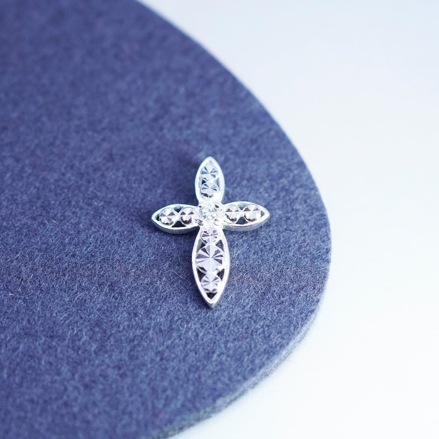Vintage sterling 925 silver handmade filigree cross pendant