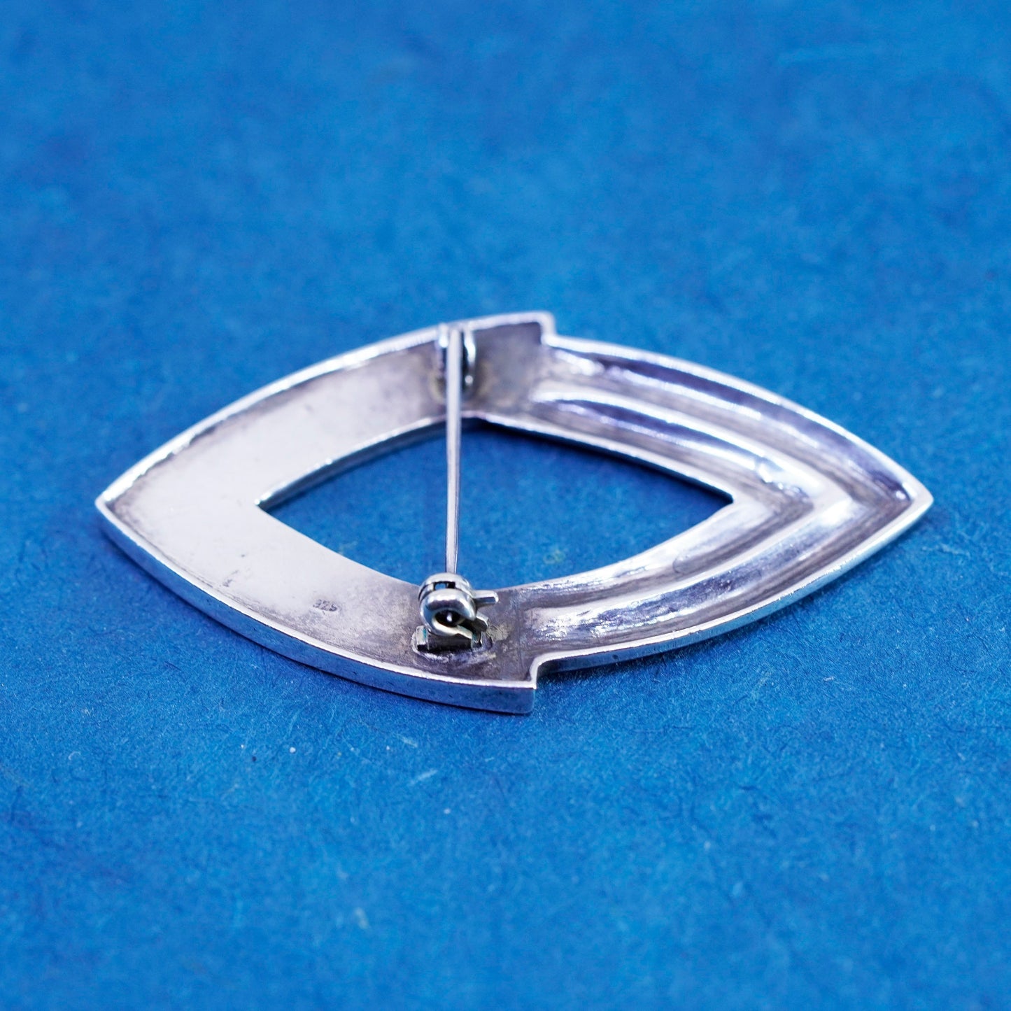 Vintage modern Sterling 925 silver handmade brooch with lapis lazuli inlay