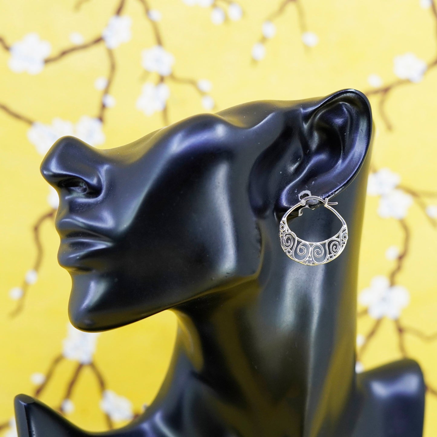 1”, vintage Sterling silver filigree hoop earrings, 925 huggie