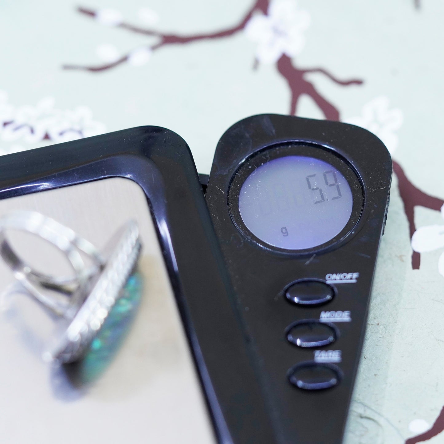 Size 6, Vintage sterling 925 silver handmade ring with oval abalone