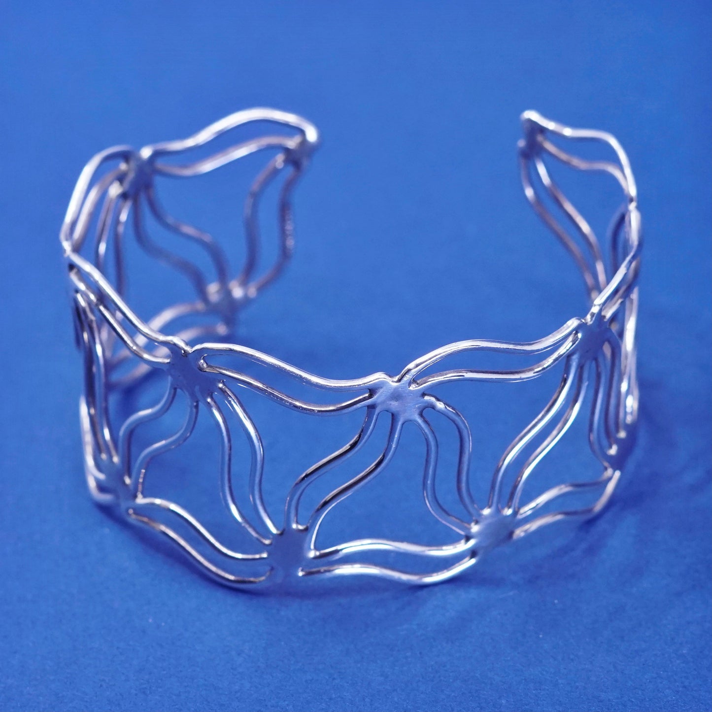 6.5”, vtg CII sterling silver handmade bracelet, wide 925 filigree wavy cuff