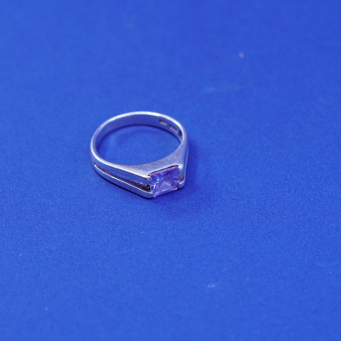 Size 6.5, vintage Sterling silver handmade ring, 925 band with amethyst