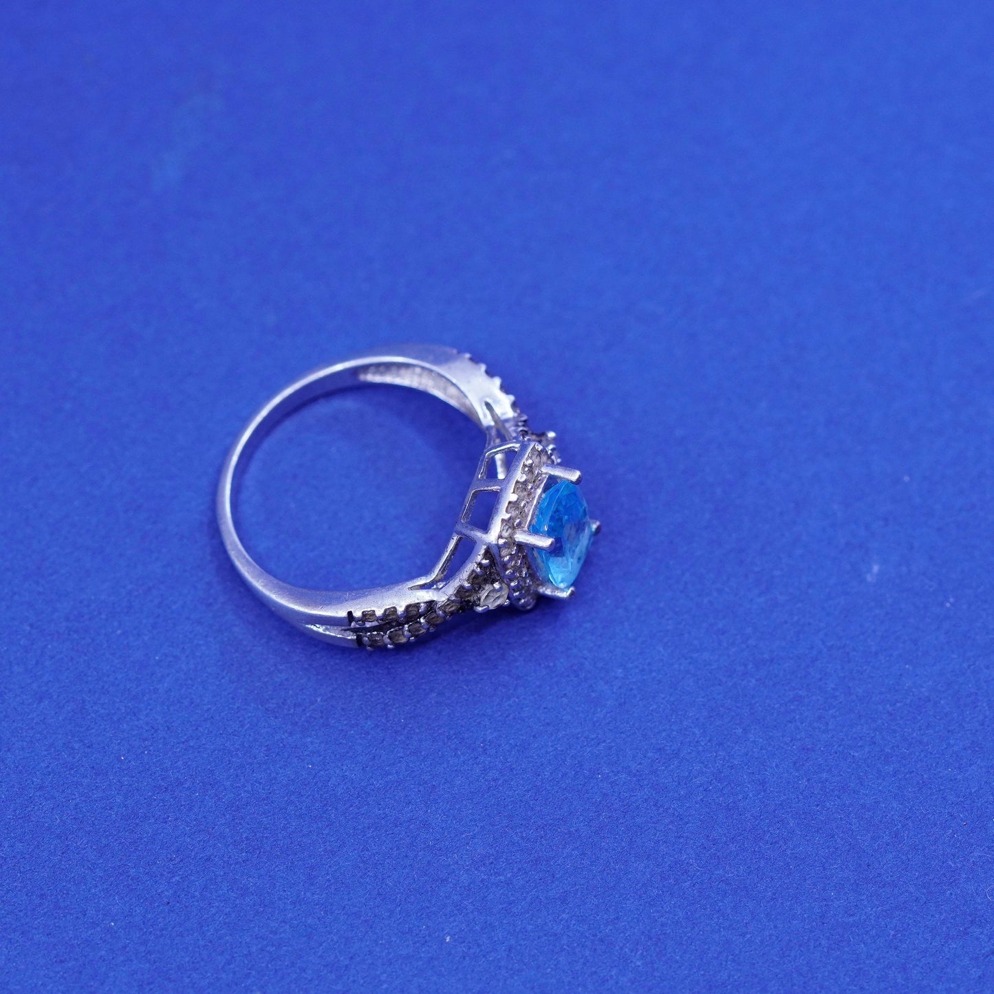 Size 7.25, vintage Sterling 925 silver handmade ring with topaz cluster diamond