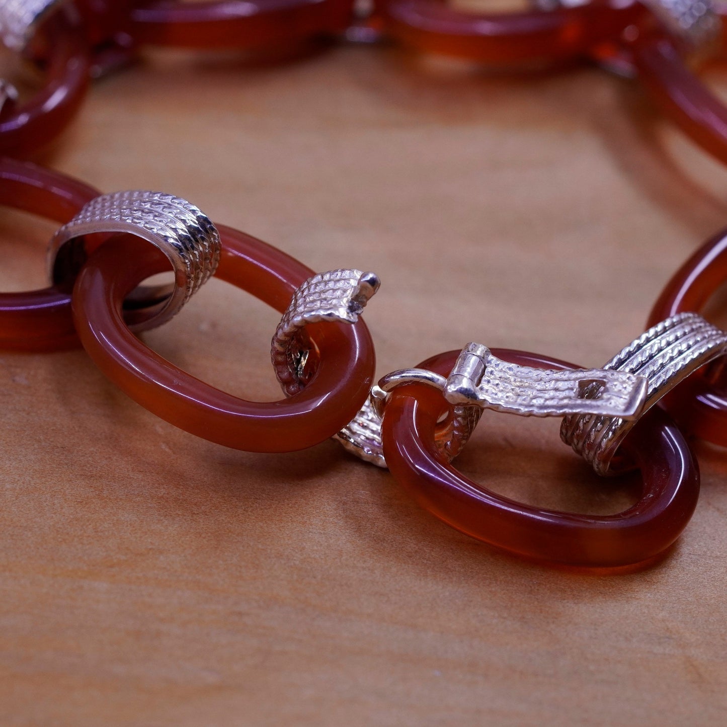 6.25”, turkey sterling silver handmade bracelet, 925 circle with oval carnelian