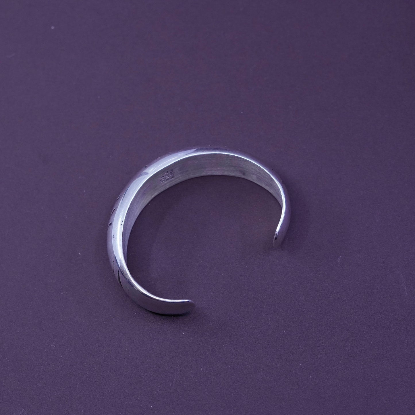 6”, Vintage mexico Sterling 925 silver bracelet, cut patterned wide cuff