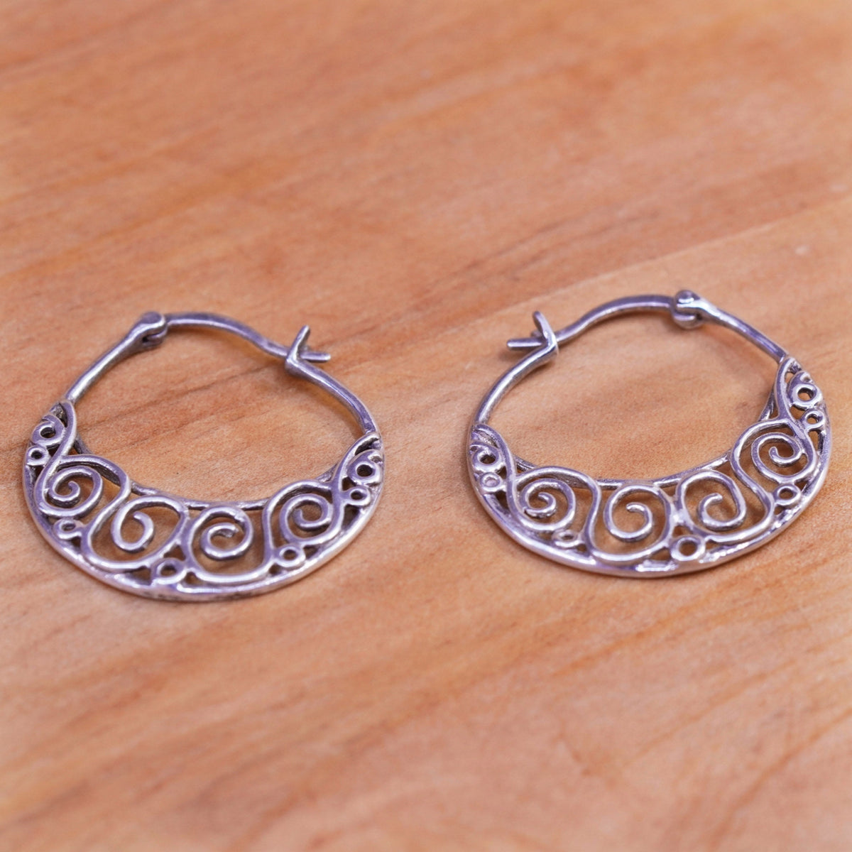 1”, vintage Sterling silver filigree hoop earrings, 925 huggie