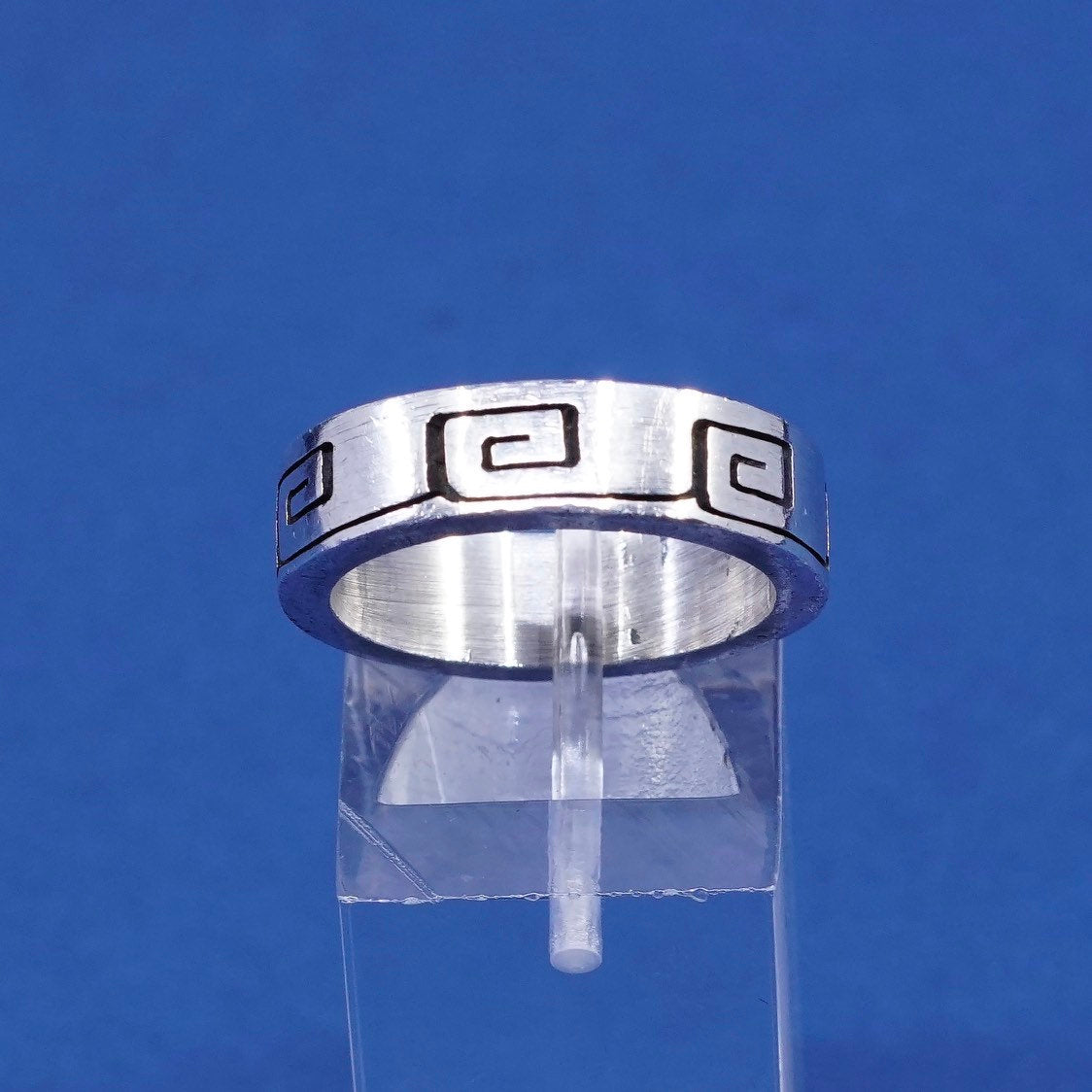 Size 7.75, vtg Sterling silver handmade bold ring, hopi 925 greek key band