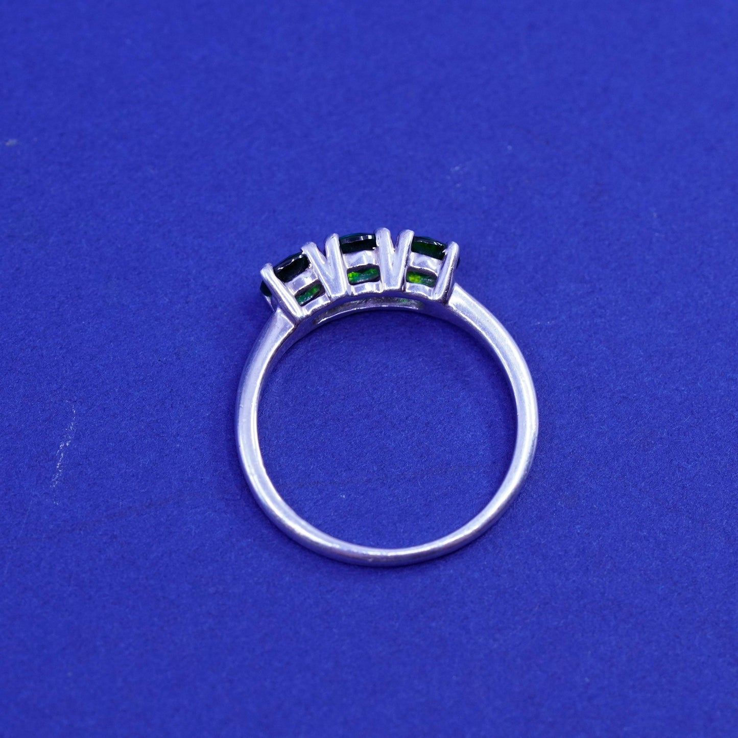 Size 7, vintage Sterling silver handmade ring, 925 stackable band with peridot