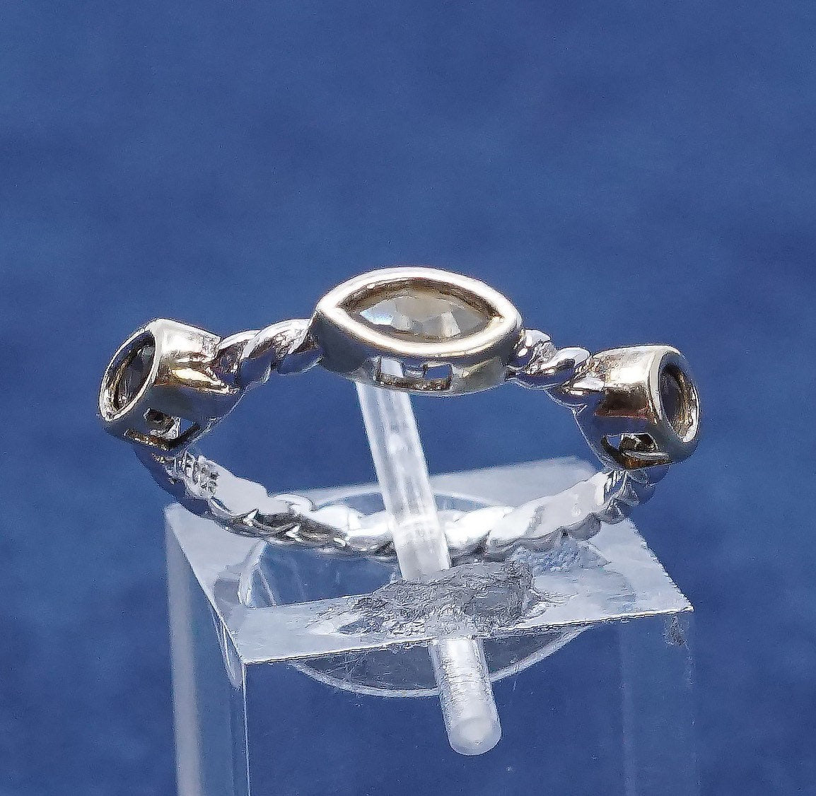sz 7, vtg two tone Sterling silver handmade ring, 925 w/ sapphire N citrine