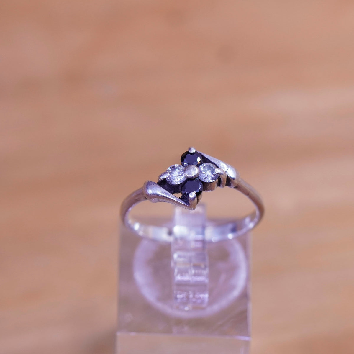 Size 8, vintage Sterling silver handmade ring, 925 band with black clear cz