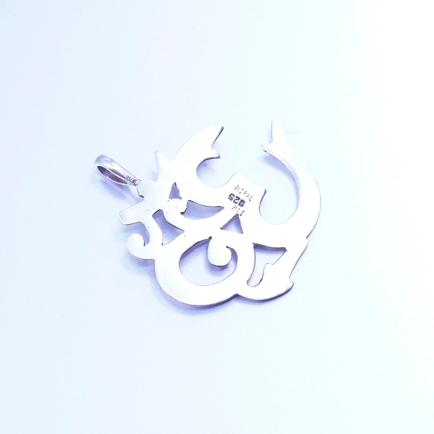 vtg Nepal sterling silver handmade pendant, 925 om aum, spiritual prayer symbol