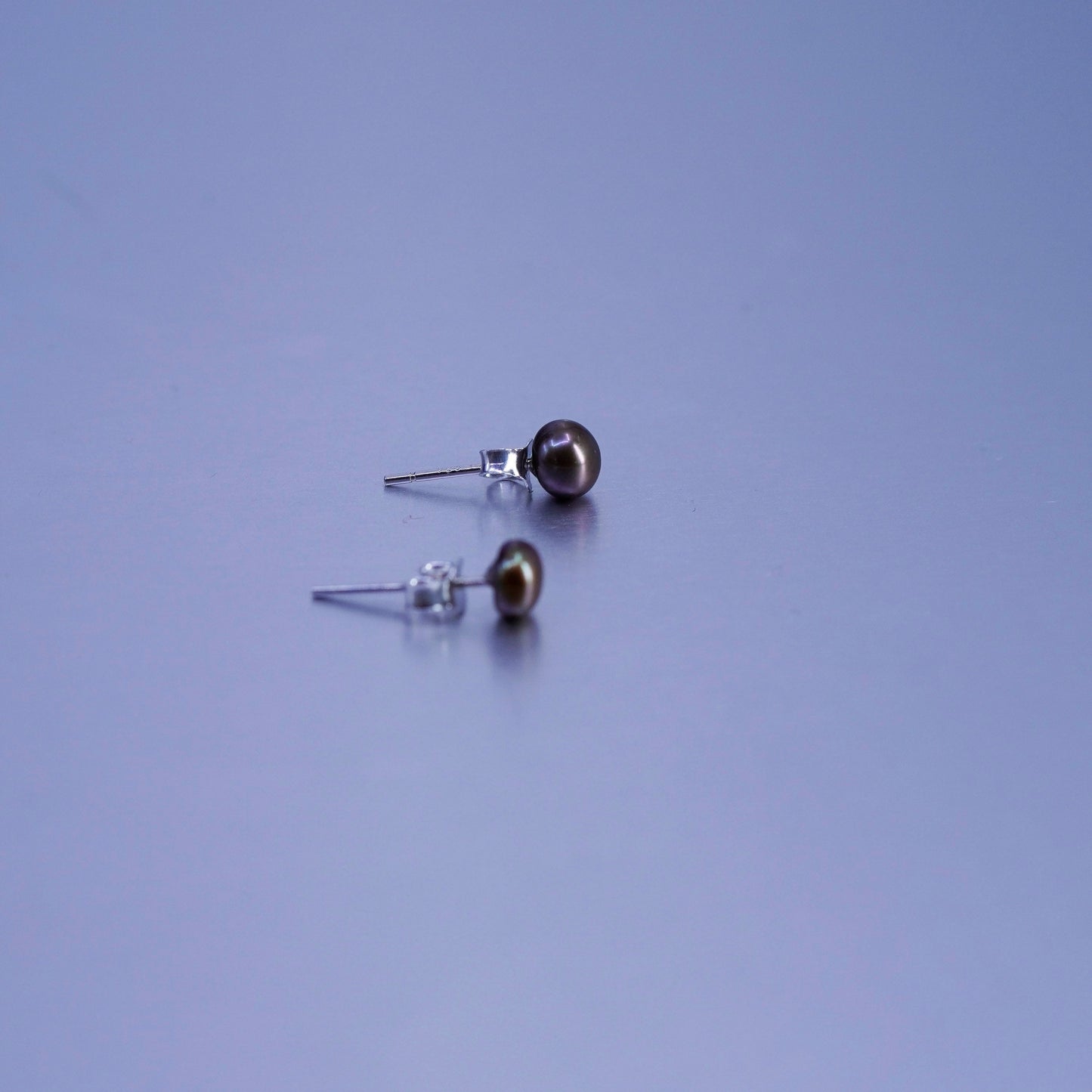 5mm, Vintage Sterling 925 silver handmade earrings, studs with golden pearl
