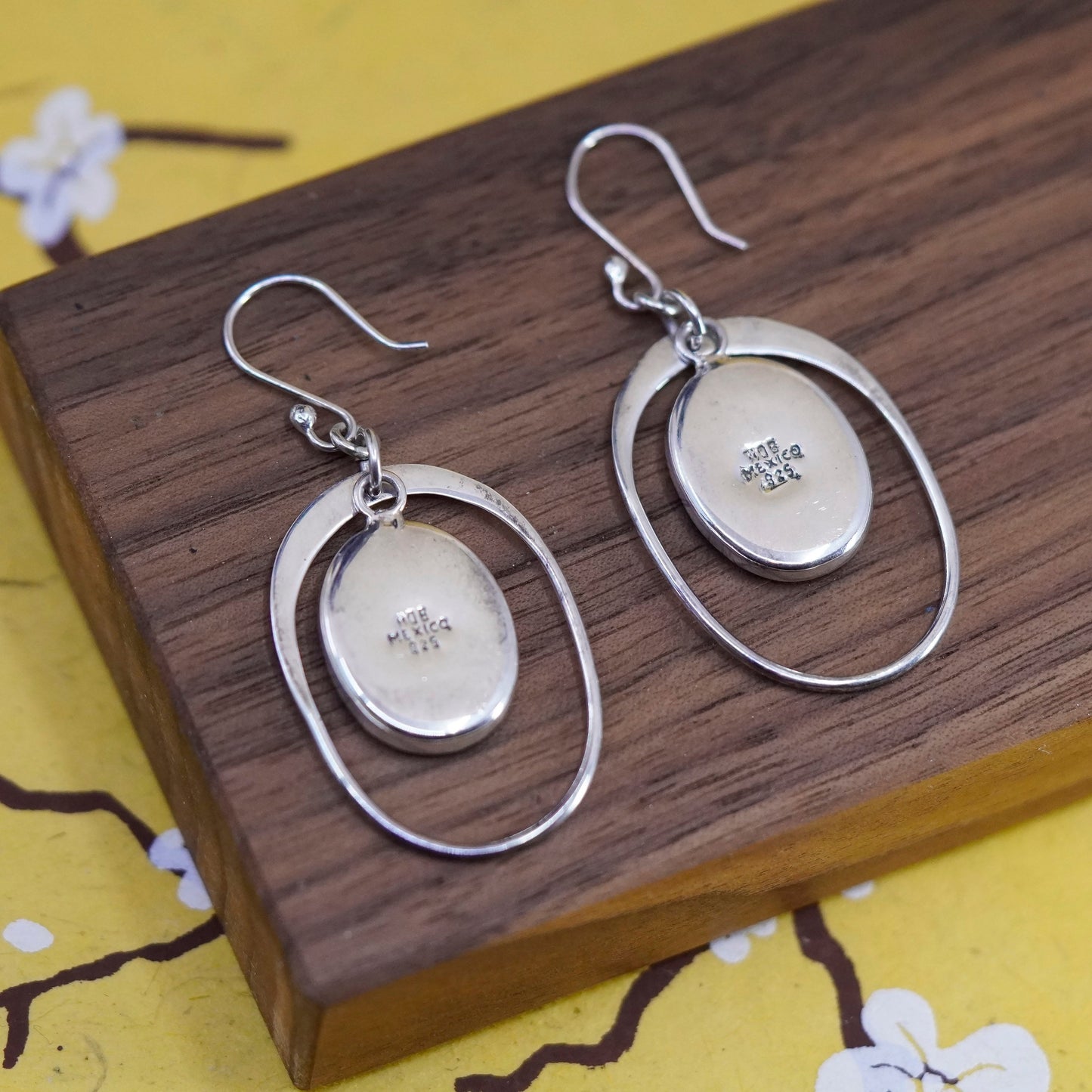 Vintage Sterling 925 silver handmade earrings with oval abalone
