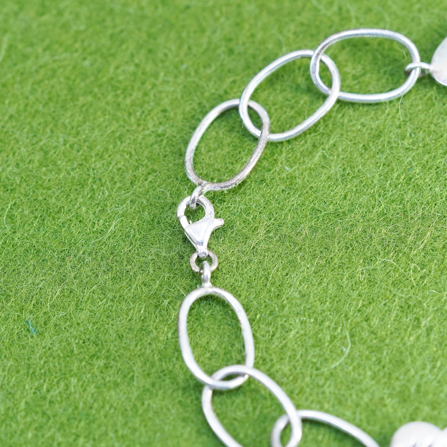 7.25”, Vintage sterling silver handmade bracelet, 925 heart chain “Mom Luv U”
