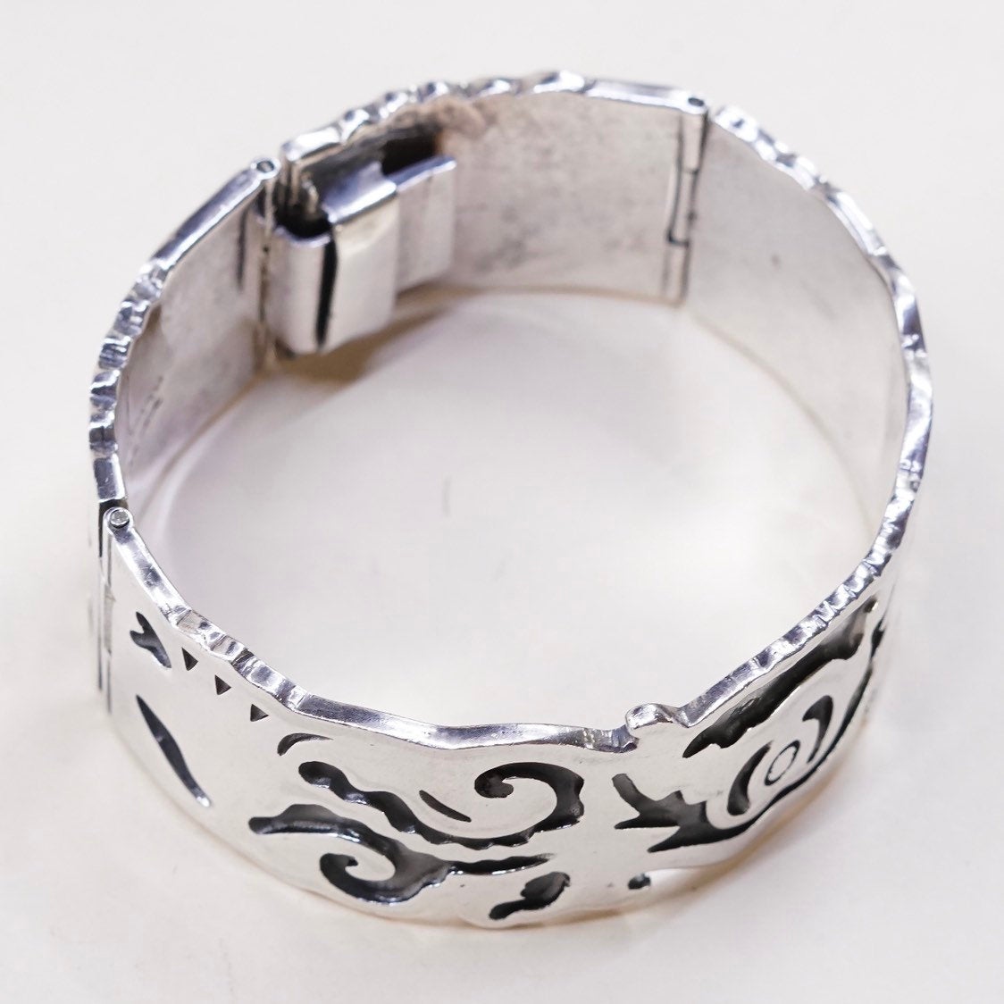 6.75", sterling silver handmade bracelet, 925 Mexico hinged bangle w/ pattern