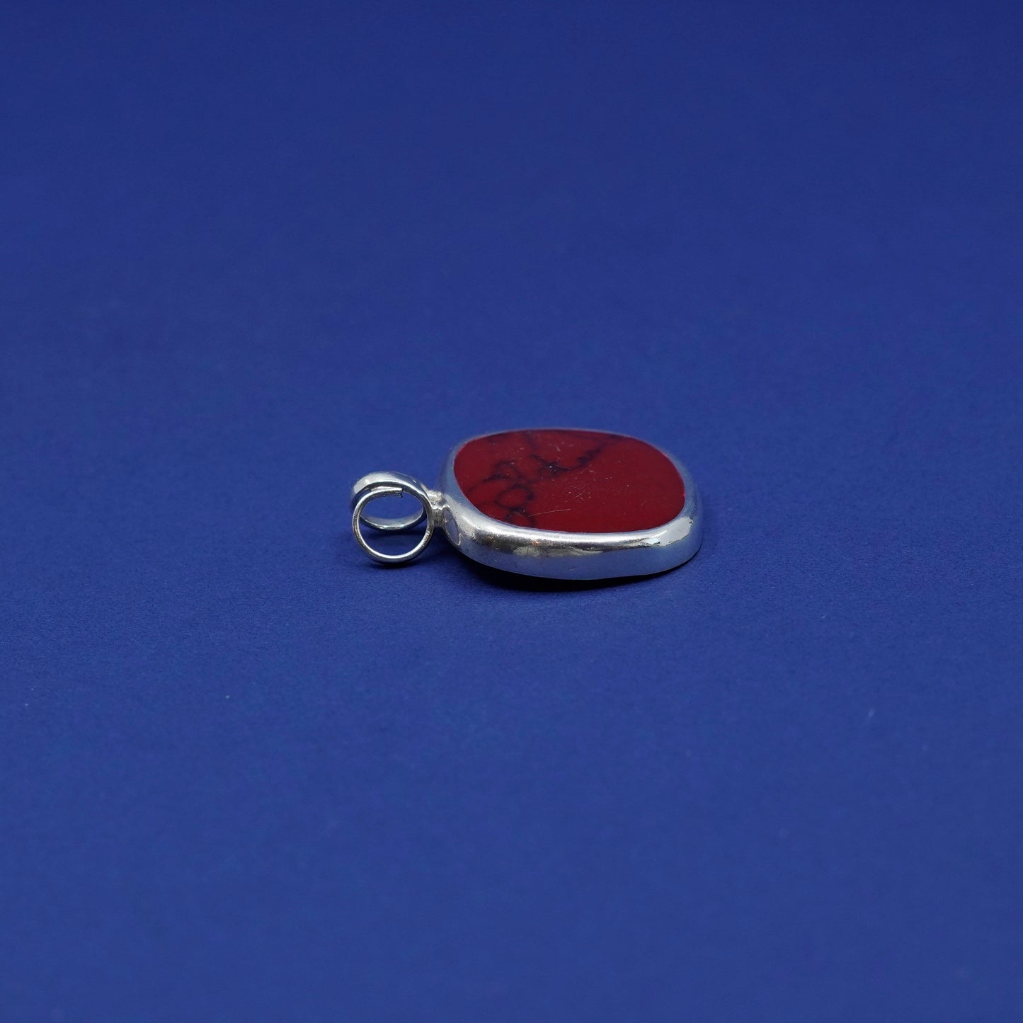 Vintage sterling silver handmade pendant, 925 w/ round red jasper inlay