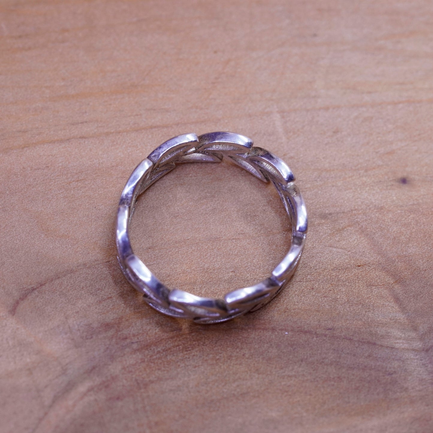 Size 7.25, Vintage Sterling silver handmade ring, 925 leaf band