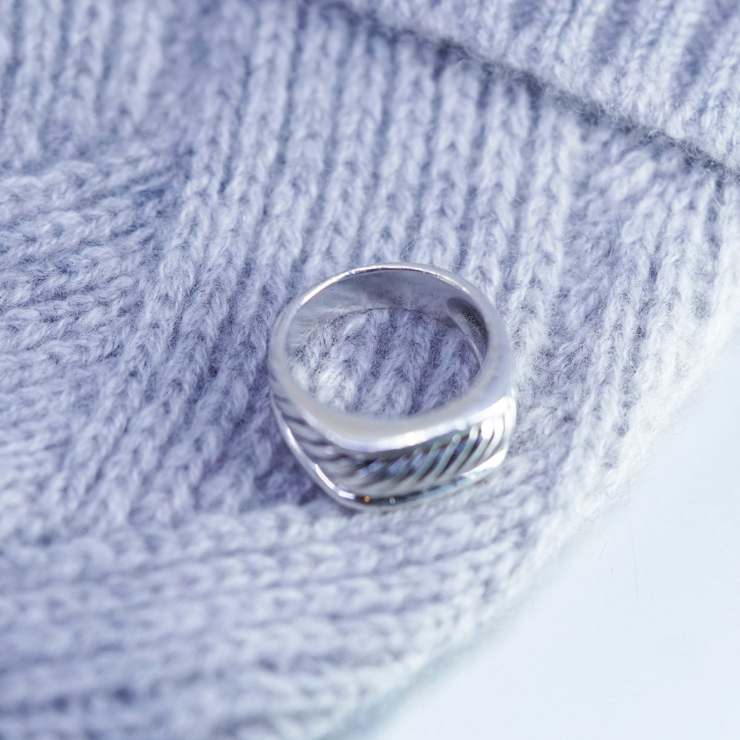 Size 8.5, vintage Sterling 925 silver handmade ring, modern ribbed band