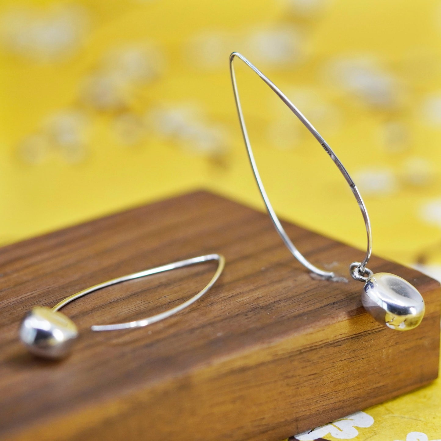 Silpada Sterling 925 silver W2032 Oval Drop Dangle Threader Earrings Bean