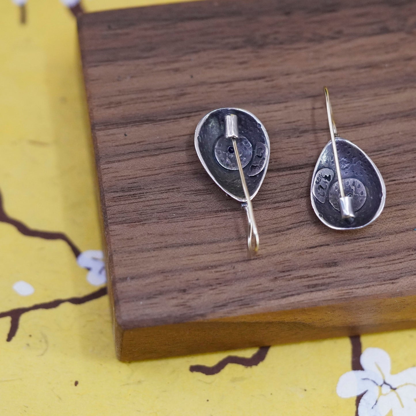 Sterling 925 silver teardrop earrings with sapphire and 14K yellow gold wire
