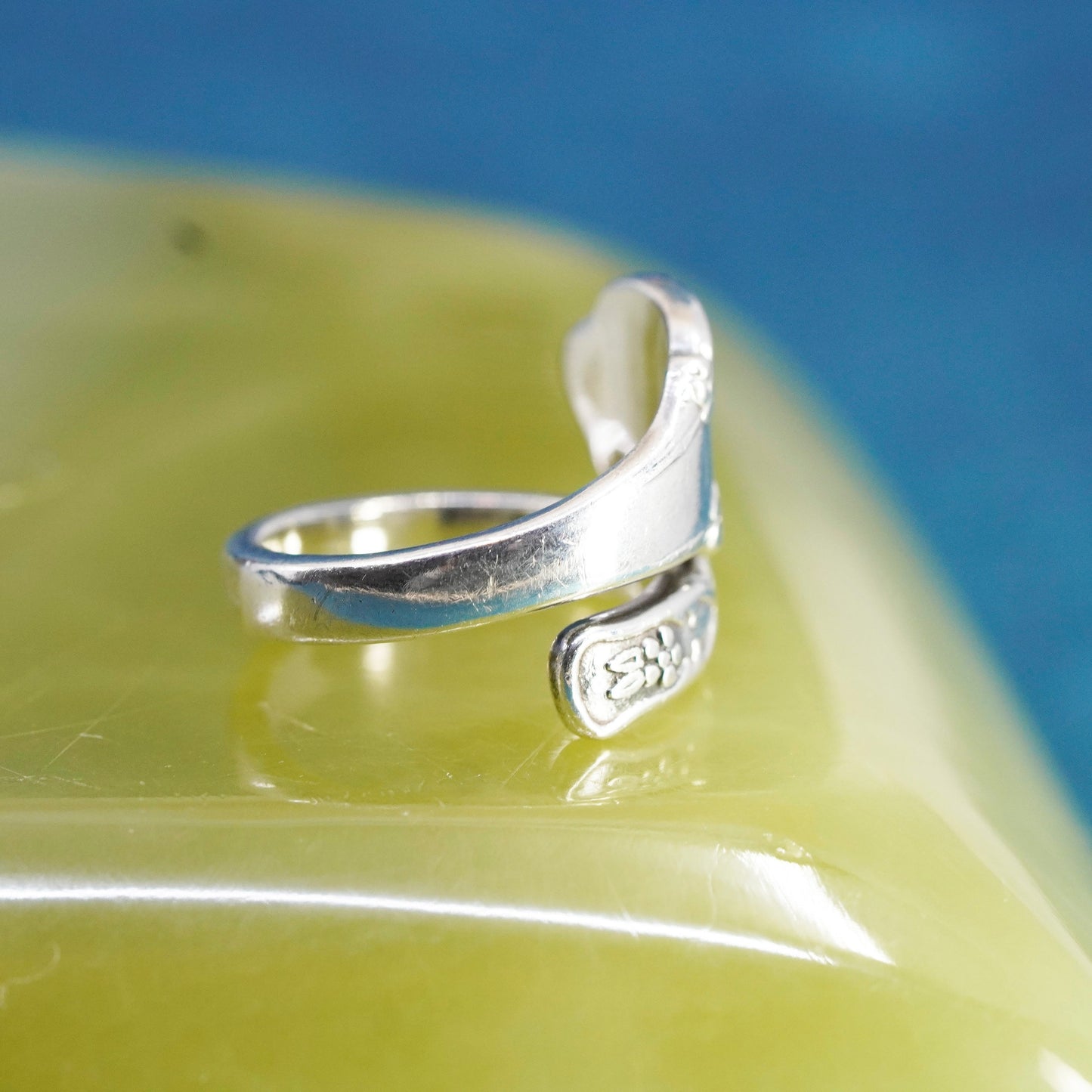 Size 7.25, vintage Sterling silver handmade ring, 925 spoon wrap band