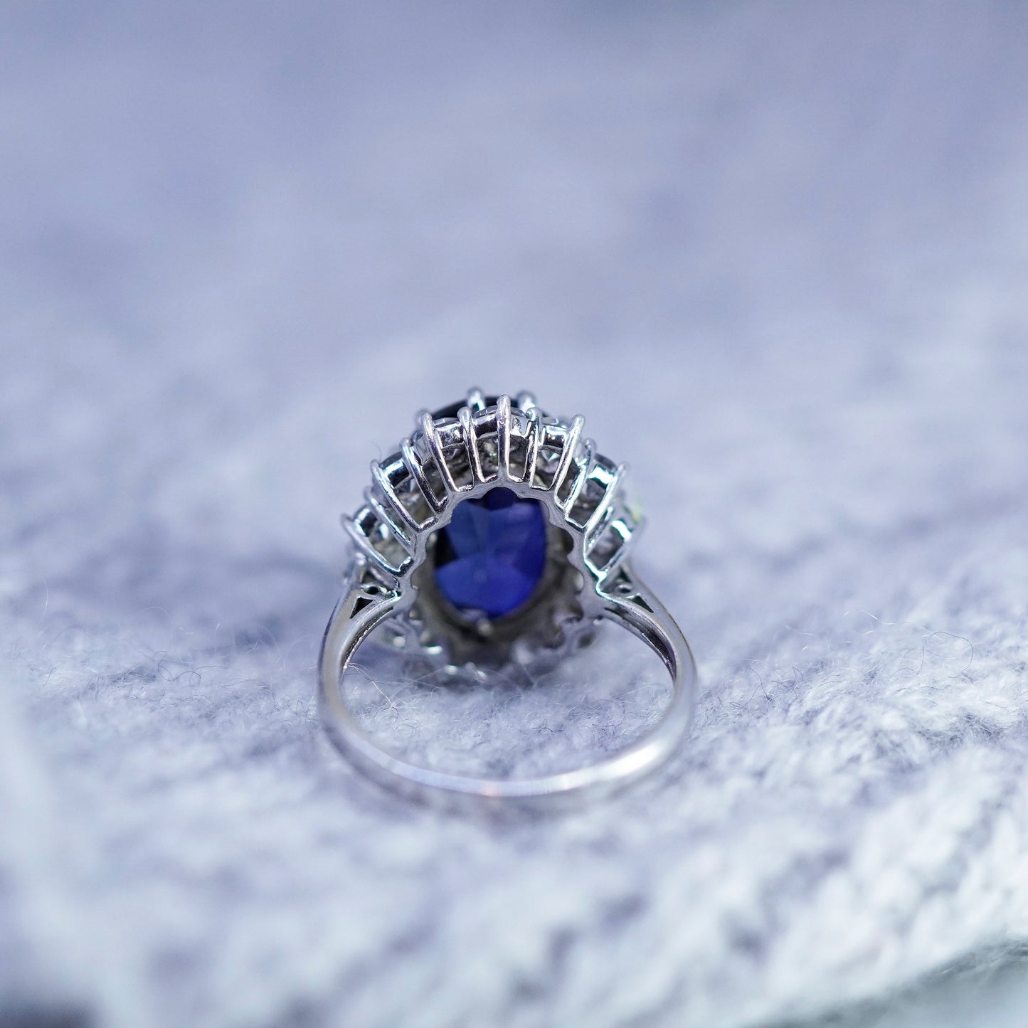 Size 7, vintage Sterling 925 silver handmade ring with sapphire and cz around